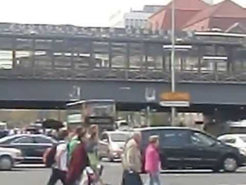 Berlin - Zoologischer Garten - Polizei Einsatz 2013 - S Bahn Station