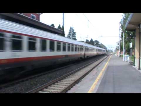 Frecciabianca per Torino Porta Nuova a Magenta (MI)