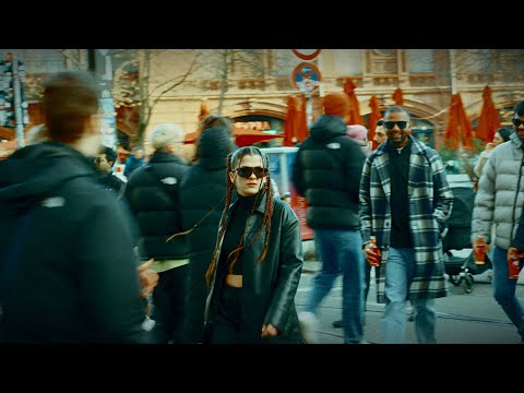 SALIENDO DEL CLUB - Niñato