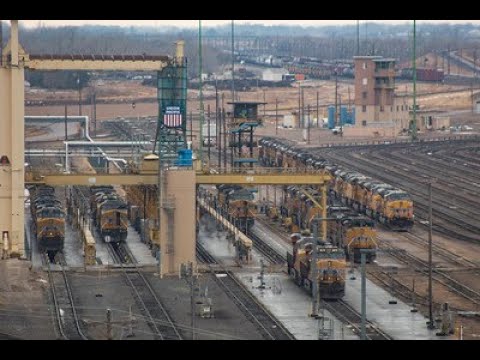 UP Bailey Yard Action in North Platte NE 4K