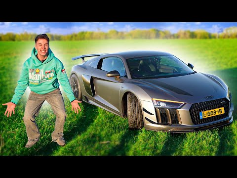 Picking up my new Audi R8!