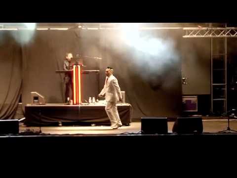 Videoclip de Bodynerv (Live) — And One