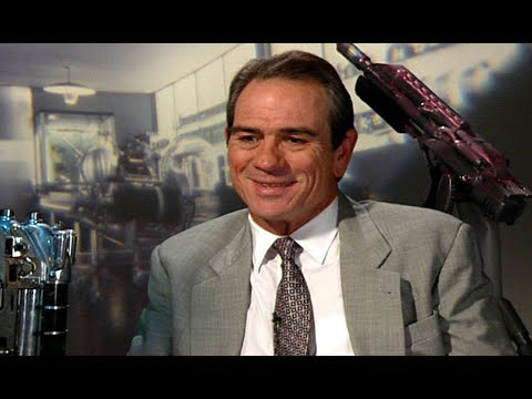 Rewind: Tommy Lee Jones talks soap opera days, Laurence Olivier, acting advice and more (1990s)