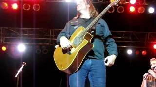 Singalongs/Run, Runaway, Alan Doyle &amp; Great Big Sea, Buffalo Rocks The Harbour