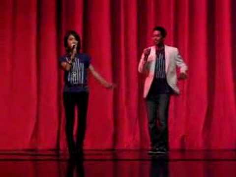 Melissa Reyes singing "Buttons"