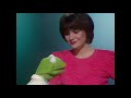 Linda Ronstadt - "When I Grow Too Old To Dream" - The Muppet Show