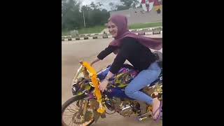 Download lagu STORY WA KEKINIAN ANAK VIJAR TERBARU 2021 || Ukhti Naik Motor Vixion  Jari-Jari. #part29 mp3