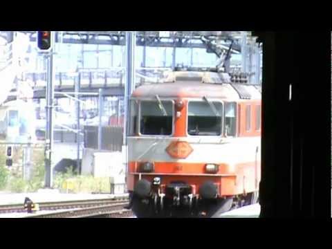 Swiss Express Re 4/4 II "11109" in Basel [18.05.10]