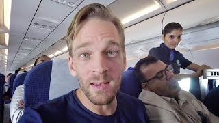 What&amp;#39;s Flying in India Like? (Essential Guide: Best Airlines, Food, Cheap Tickets &amp;amp; More) #HowToRock