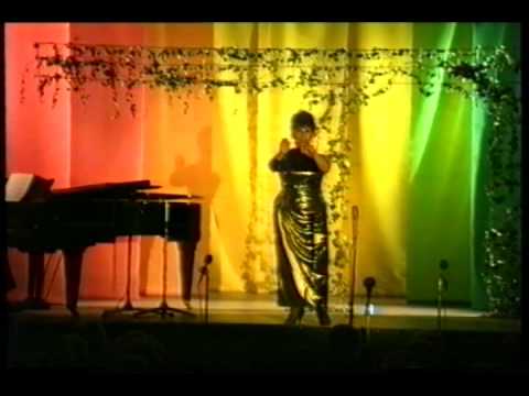 Norma Rezitativ von V.Bellini gesungen von Anna - Marie Cerna