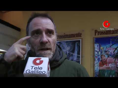 Valerio Mastandrea to the journalist: "You're broke, huh?"