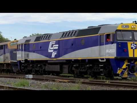 CFCLA Diesel Locomotives G515, HL203 & B76 - PoathTV Trains in Australia