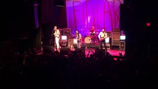 Fidlar kicks it off Alcohol &  No waves Live Tononto