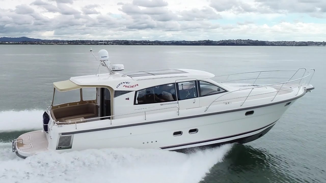 Nimbus 405 Coupe Yacht Tour