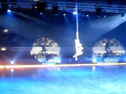 Ekaterina Chesna, Alexander Chesna @ Art On Ice 2009