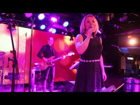 Heidi Pakarinen ja Karavaani - Luotan sydämen ääneen @ Viking Mariella 5.1.2016