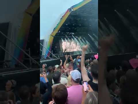 Steps - Intro of Love’s Got a Hold On My Heart (Mighty Hoopla 2022)