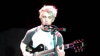 Dalton Rapattoni Singing Somewhere in America