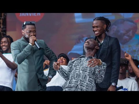 koury simple et Levi bobo wawana en concert lives à l’hôtel kaloum