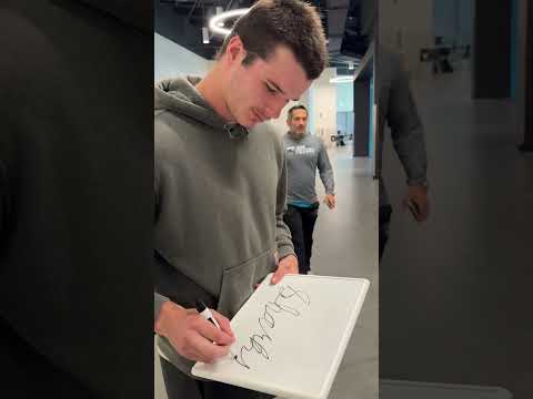 𝒮𝒽𝒶𝓇𝓀𝓈, sort of 🤷