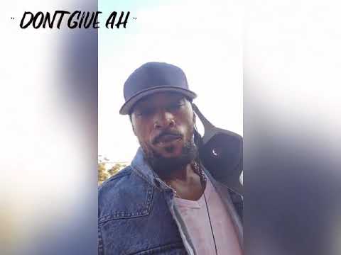 DEMOLITION MAN - DON'T GIVE AH - Produced by Fleck - Lyrics - Video