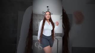 Plus-Size Glam Night Out: Look Luxe on Any Budget! #GlamCurves