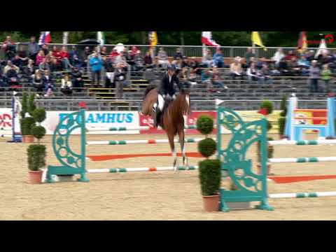 Zaccorado Blue v. Zirocco Blue VDL - Acorado - Caretino