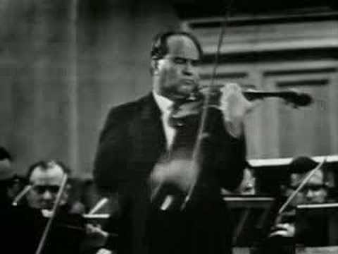 David Oistrakh plays Tchaikovsky Concerto (1st Mov.) Part 2