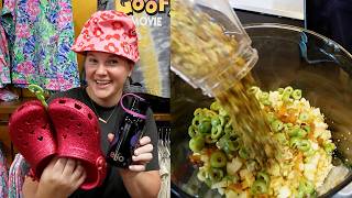 What's NEW At The Disney Outlet Character Warehouse & Let's Make Our Favorite Salad At Home Together