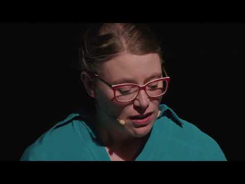 RESONATE 2022 Artists-in-Residence at The Dock – Elizabeth Hilliard