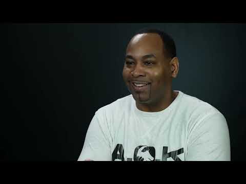 Derek Anderson Rafters S08 E01 1223 Cc