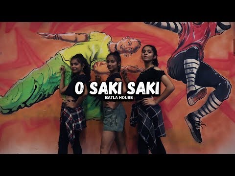 Nandini Panigrahi Saki Saki Dance Video