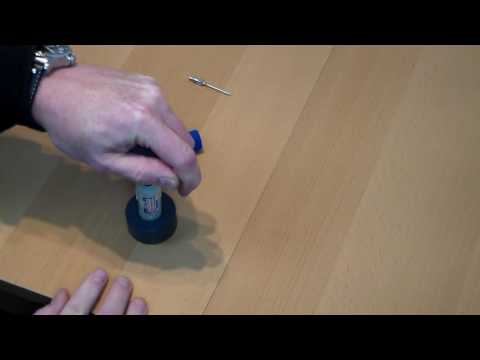 Wiederaufladen der Trainingsnadel B.I.G. Bone Injection Gun