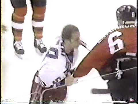 Jeff Chychrun vs Tie Domi - Sep 22, 1990