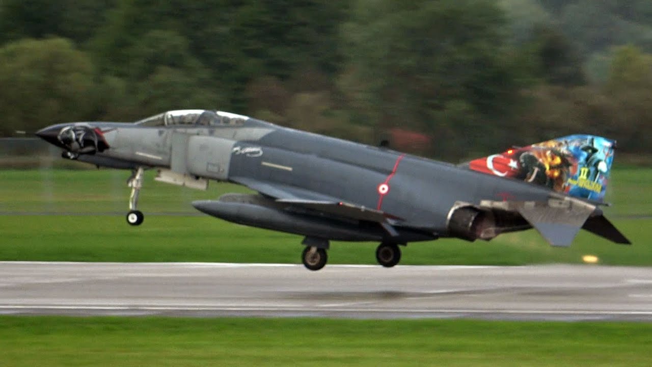 4Kᵁᴴᴰ 2x F-4E 2020 Terminator (Phantom II) Turkish Air Force Departure @ NATO Days 2022