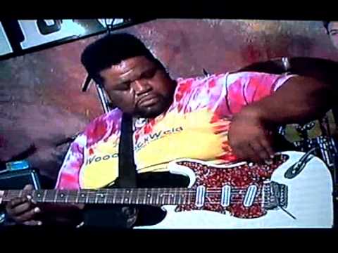 BUDDY MILES ( Guitare ) Born under a bad sign