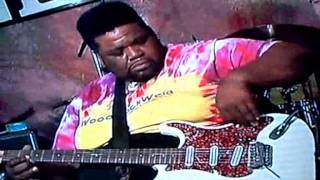 BUDDY MILES ( Guitare ) Born under a bad sign