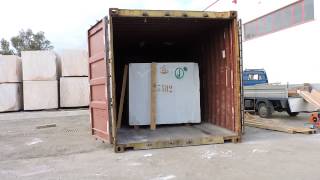 preview picture of video 'MARBLE BLOCKS STUFFING INTO CONTAINER 20' BOX BY TIRRENA SPA - CARRARA - ITALY'