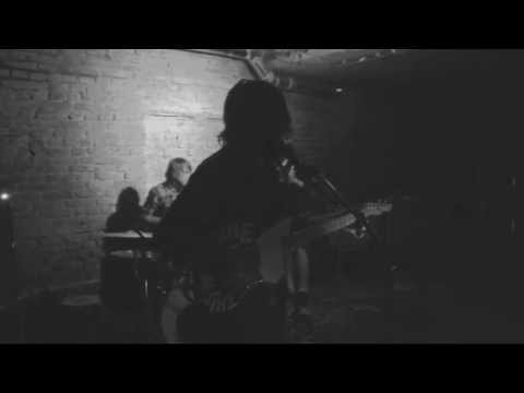 WILD TIDES - INSTEAD OF TWO BEATING HEARTS (Live @ Café v Lese, 6.7.)