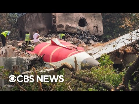 印度航空公司墜機事件初步報告顯示燃料斷流 (Preliminary report released on Air India plane crash shows fuel cutoff)
