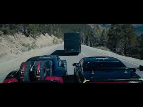 Fast & Furious 7 - Extrait 2 "L'Attaque du Bus" VF [Au cinéma le 1er Avril]