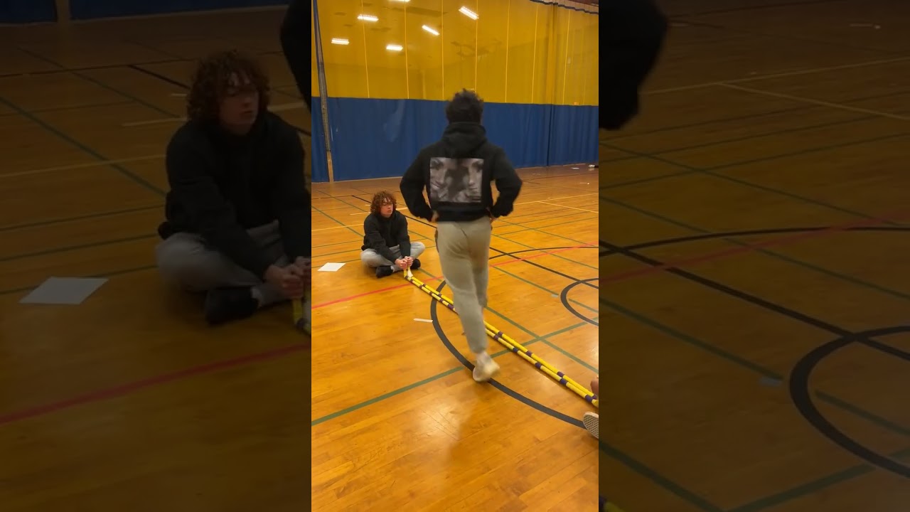 D4B96E06 EAC1 4CB3 B385 458079C7B8F9