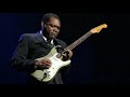 The Robert Cray band  - Passing by