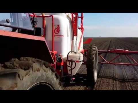 Agromehanika 3200 prskanje sećerne repe, Agromehanika 3200 spraying sugar beet