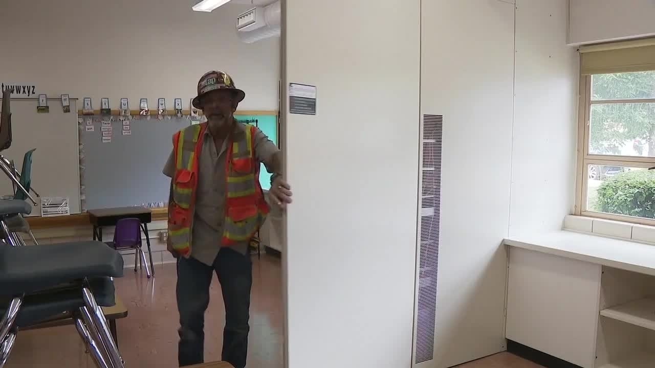 Video thumbnail for Denver Public Schools expands air conditioning at more schools as students return to class