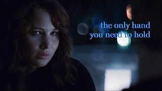 katniss/peeta | the only hand you'll need to hold