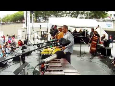 Mack Avenue SuperBand - Soul Sister