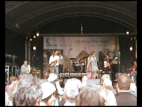 Jamileh Lee - Bristol Harbourside festival 2009