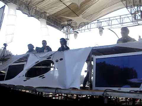 Bizzare Contact vs Electro Sun LIVE @ Solar Vision 2007, Mexico DF!!! [Track: Run Away REMIX]