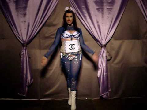 Vanessa Pittbul na Z Lounge Bar